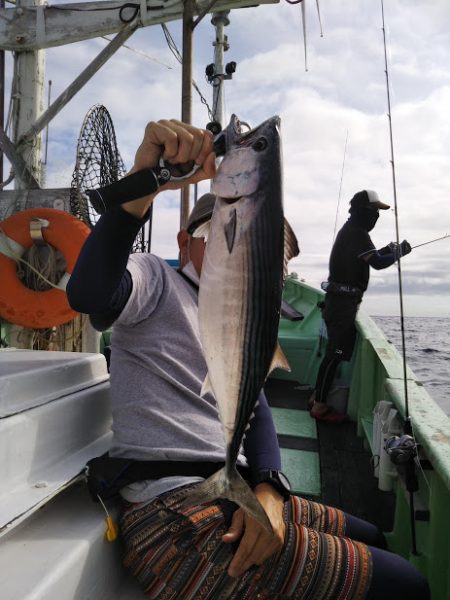 康仁丸・ジギング釣り果